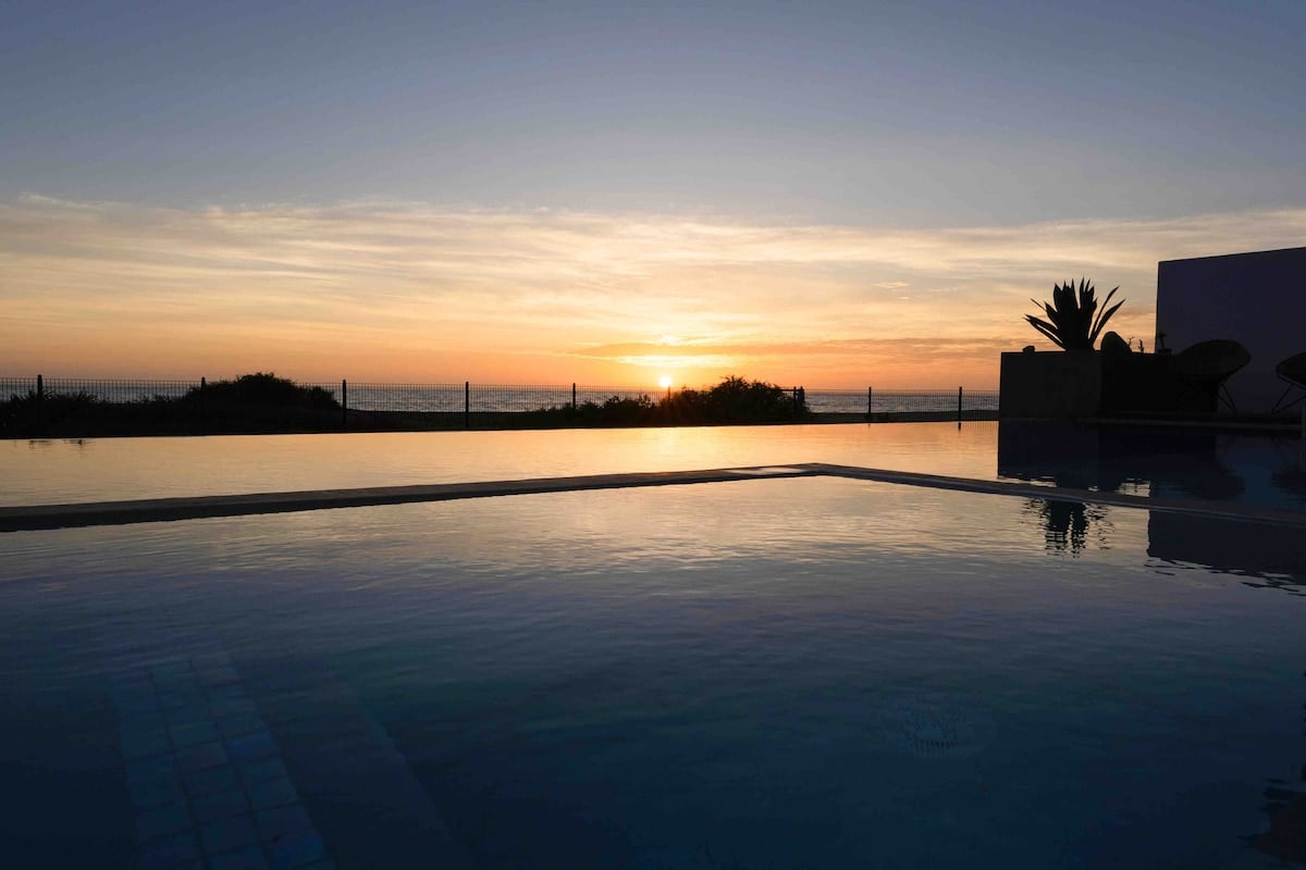 Sunset over the Gaviota pool